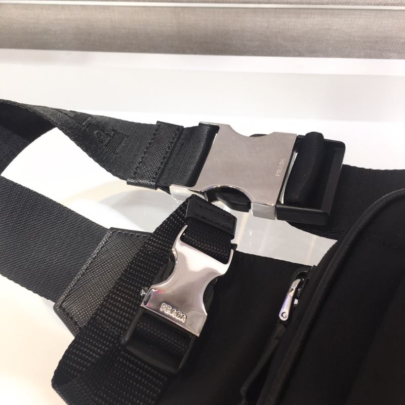 Pra*a waist chest packs
